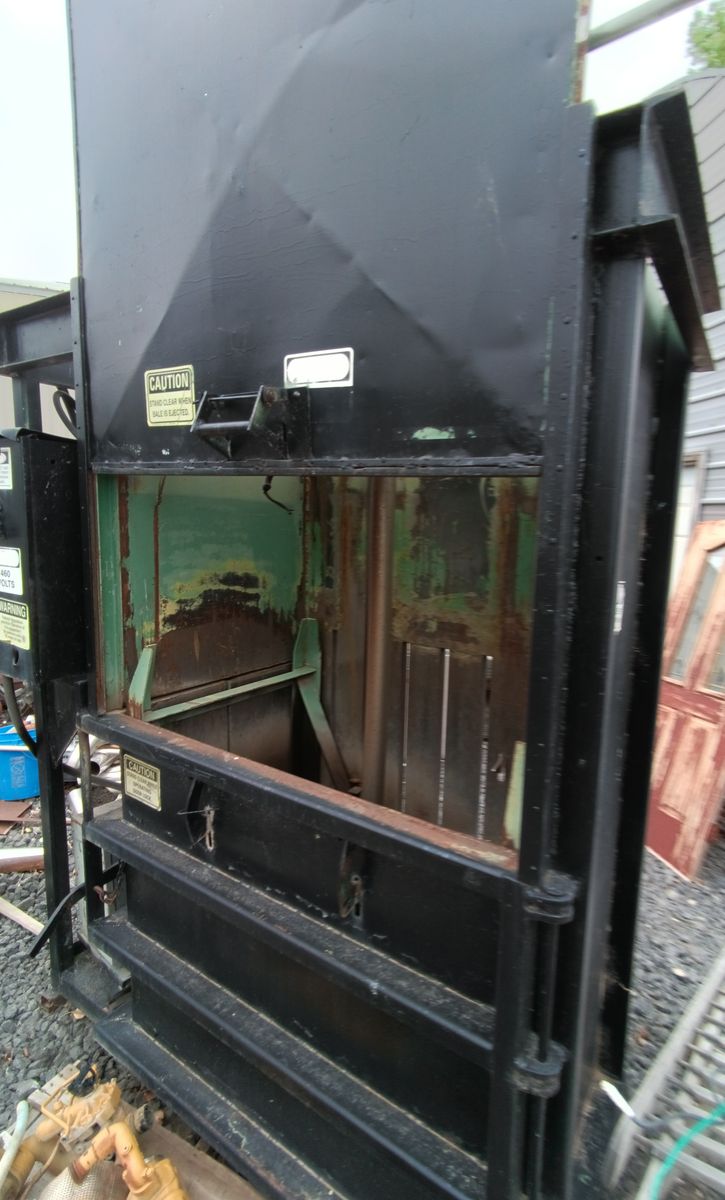 Main image 2