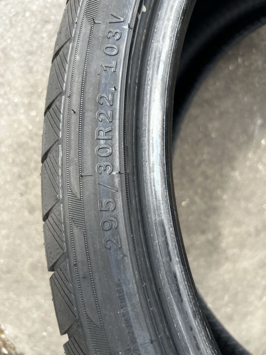 22 inch tires ( 295/30/22)