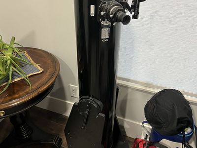 Orion SkyQuest XT8 8” Dobsonian Telescope