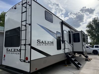 2022 Forest River Salem Hemisphere 378FL