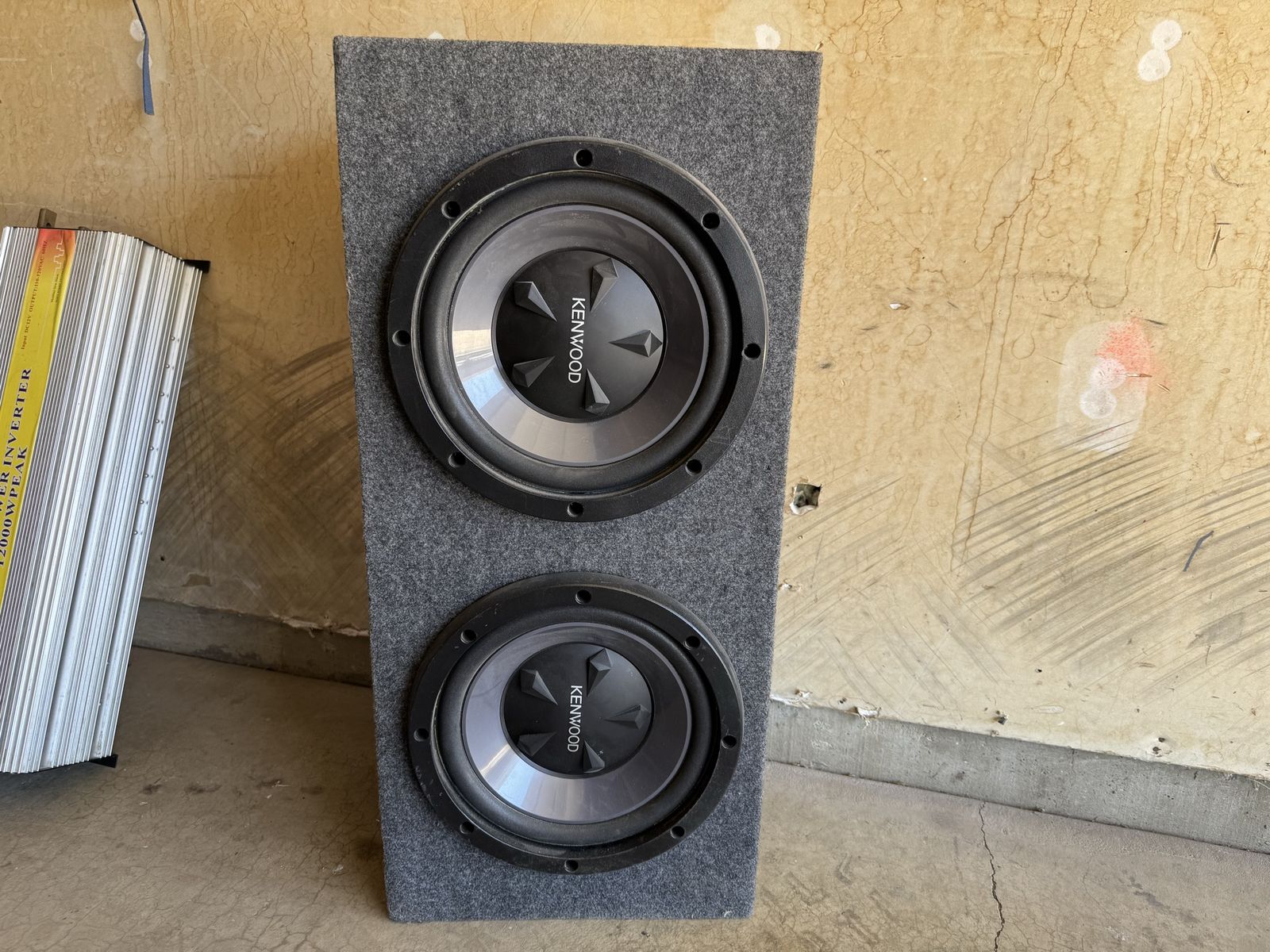 12” Kenwood sub’s and box