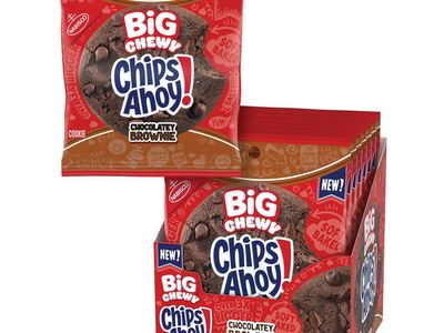 Chips Ahoy Big Chewy Cookies Chocolatey Brownie Box of 7/2.5 oz. #105371