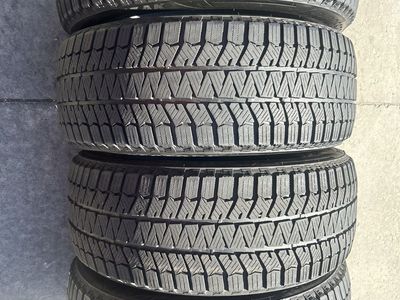 4 tires 2255518