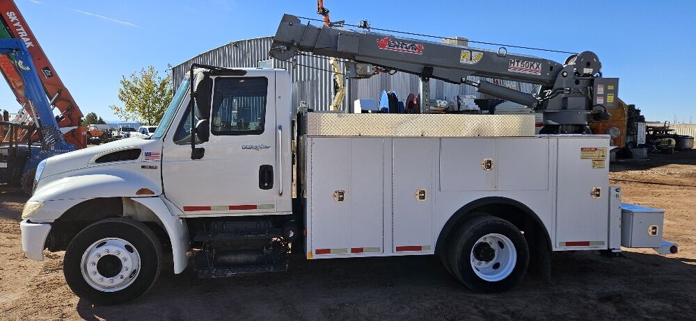 2009 Interntaional 4300 Mechanic Truck
