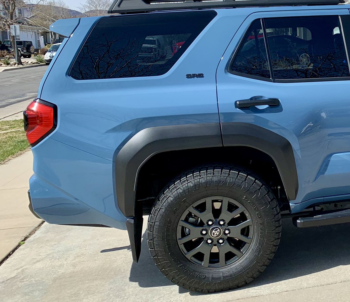 Toyo Open Country AT lll 285/70R17 Tires + Rims, Lug-Nuts and OEM TPMS Sensors