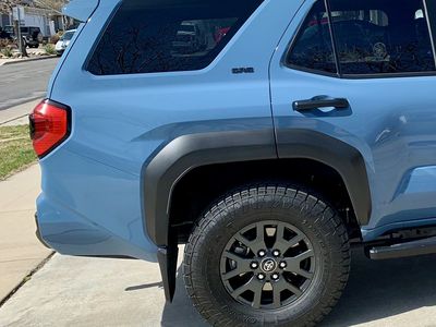 Toyo Open Country AT lll 285/70R17 Tires + Rims, Lug-Nuts and OEM TPMS Sensors