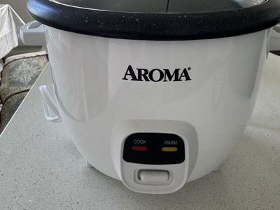 Aroma small rice cooker