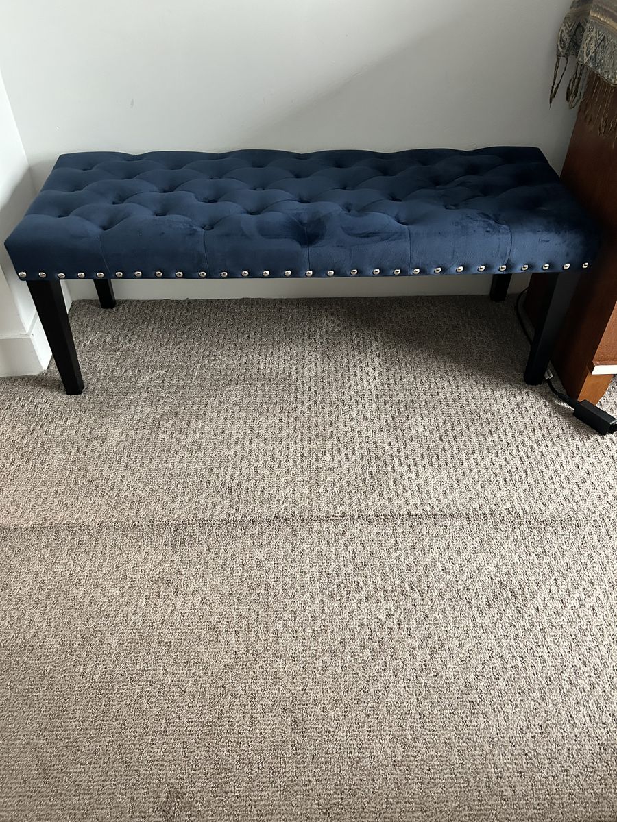 Cushioned bench