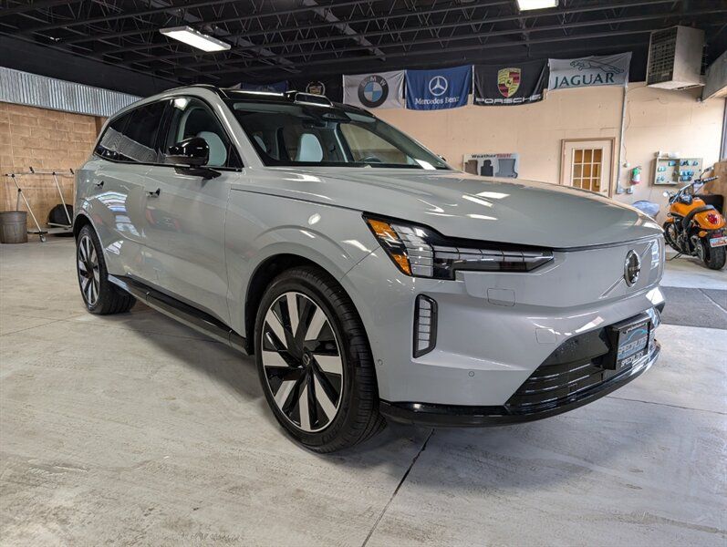 2025 Volvo EX90 Twin Ultra 7P
