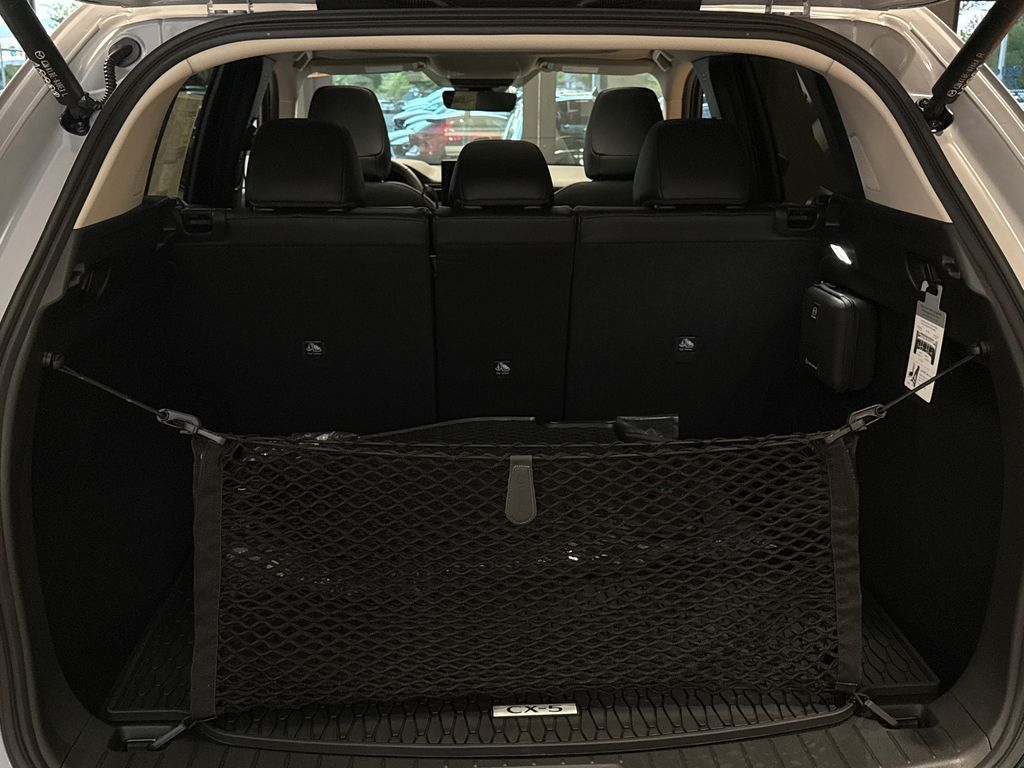 Main image 4