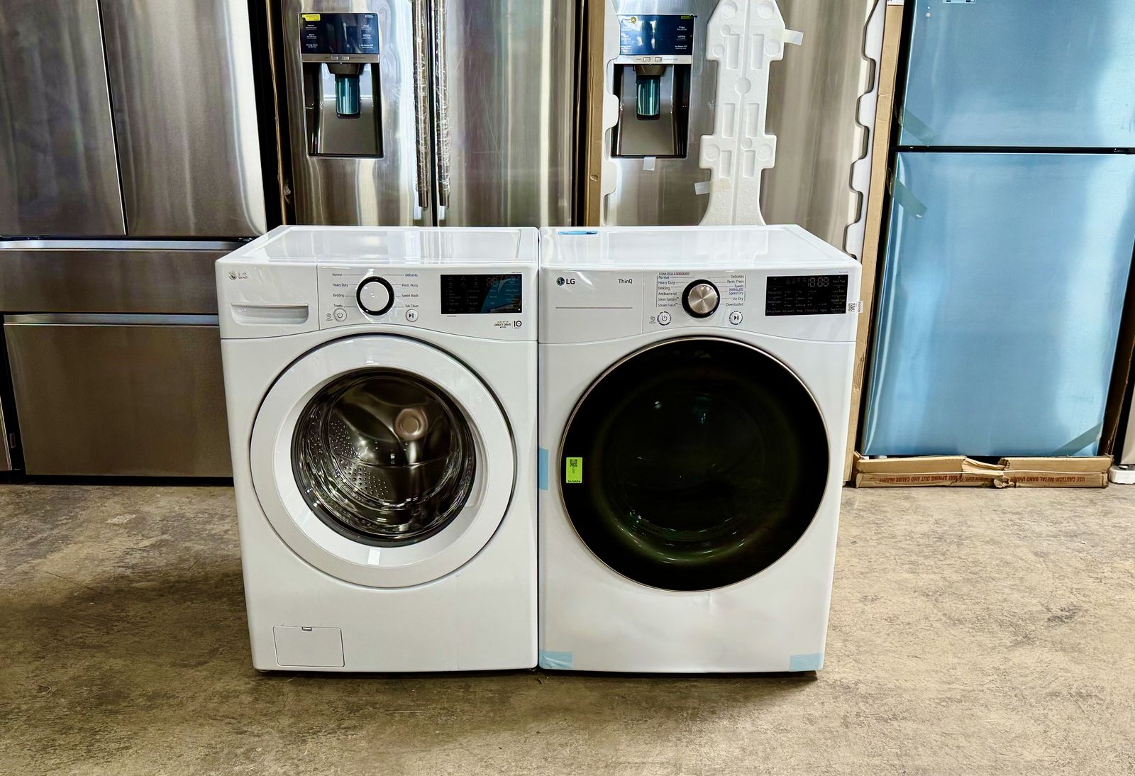 LG FRONT LOAD WASHER DRYER WITH 1 YEAR WARRANTY