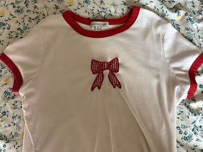 Ribbon tee