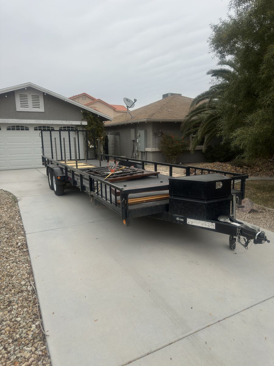 26' Flatbed Trailer