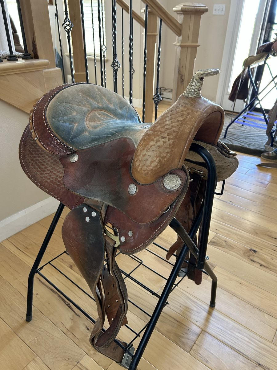Used 15" Western saddles