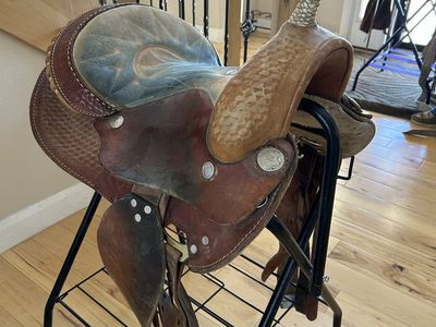 Used 15" Western saddles