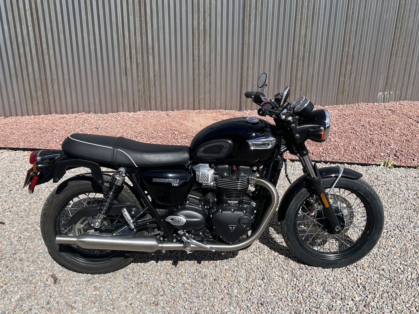 Triumph Bonneville T100