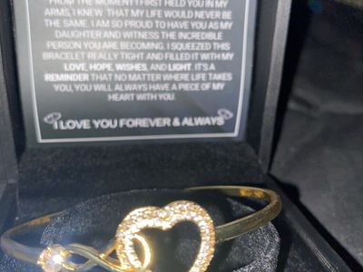Bracelet