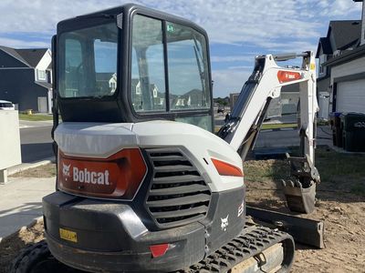 2022 BOBCAT E35 33 HP R-SERIES EXCAVATOR