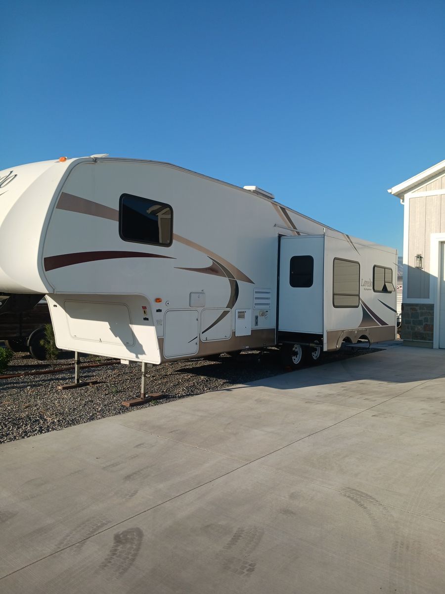 An oldie, but definitely a goodie!!  Laredo Keystone Fifth Wheel