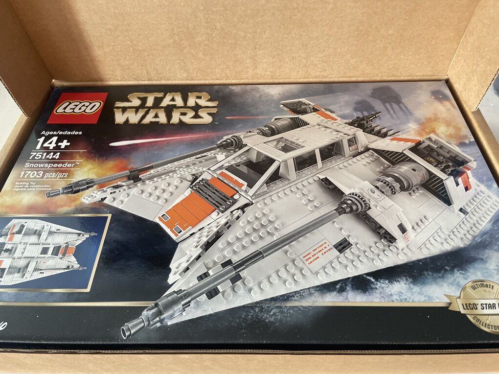 Lego 75144 Snowspeeder NIB