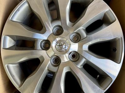 Toyota 20-inch x 8-inch, 5-spoke alloy rims Alloy Wheel Rims - 5-Spoke Silver - UsedGood Condition (Qty 4)