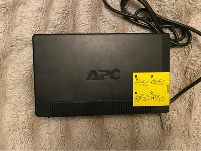 APC backup UPS surge protector with 4 outlets