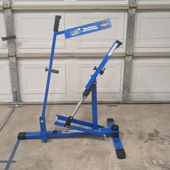 Louisville Slugger Blue Flame Ultimate Pitching Machine for Baseball/Softball