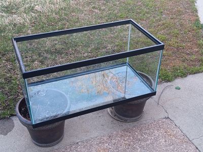 Aquarium, 36" x 18" x 17" tall, 50 gallon