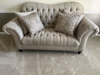 Tufted Biege Loveseat