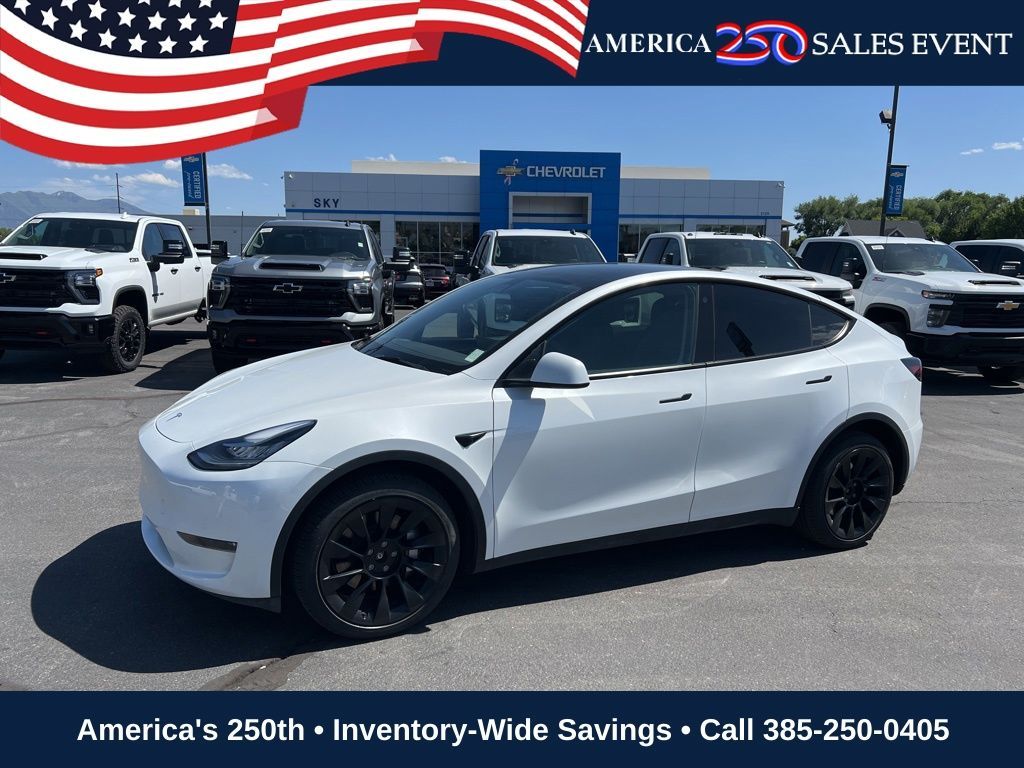 2023 Tesla Model Y Long Range