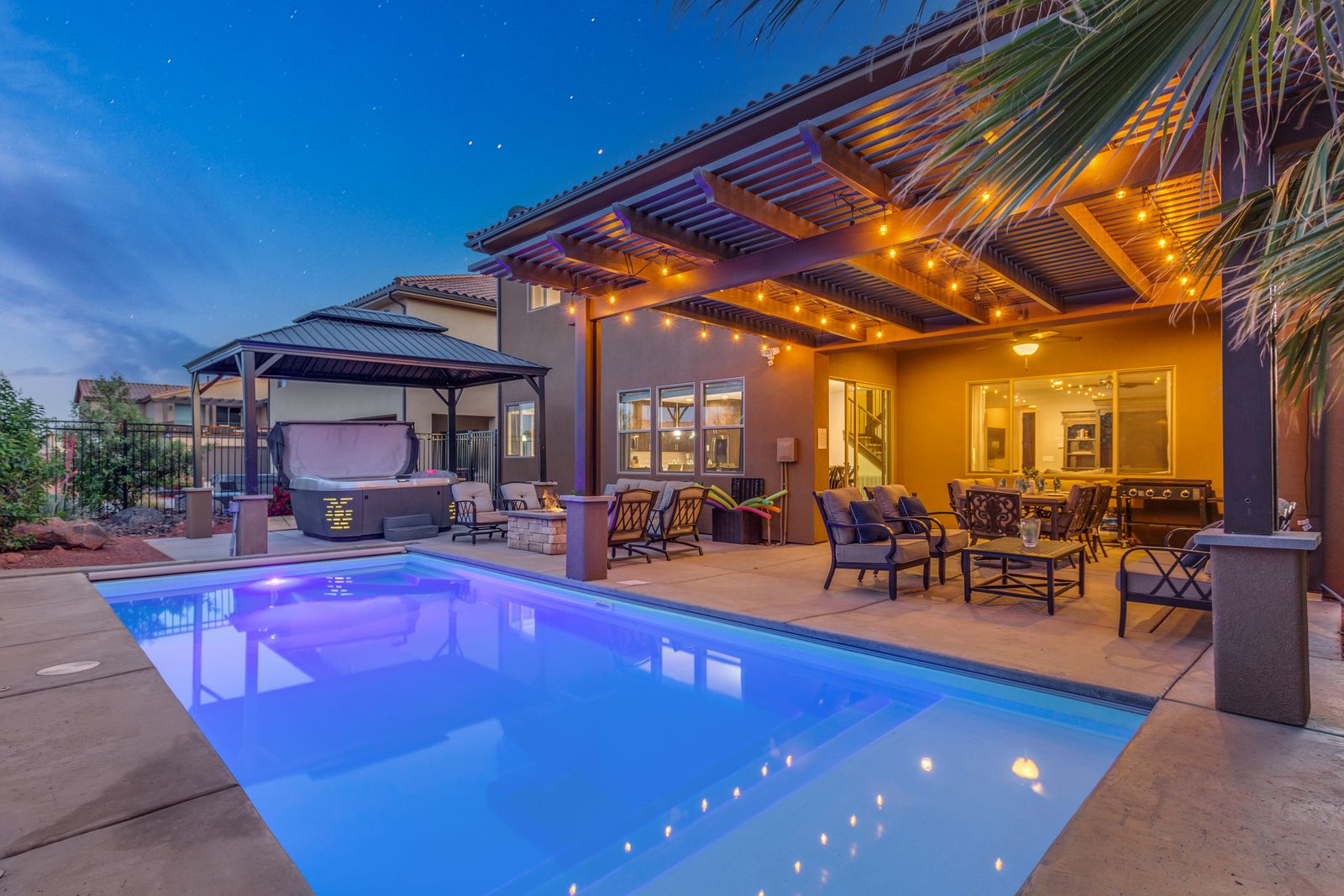 Paradise Village 96