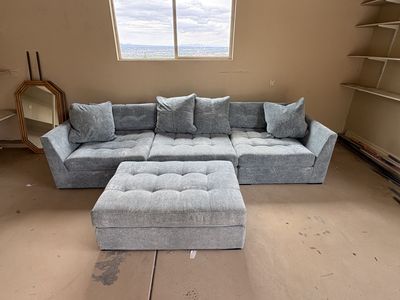 Blue Denim Wash 100% Polyester fabric 4 piece modular sectional $1000 cash/venmo in Draper