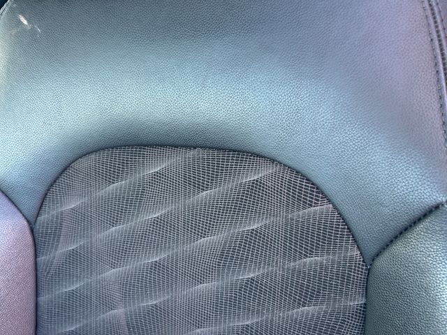 Main image 11
