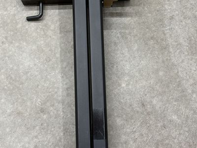 Kuat Pivot v2 swing away hitch bike rack adapter