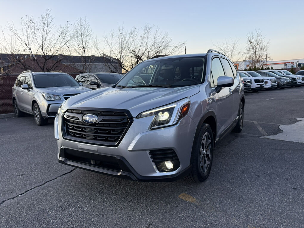 2024 Subaru Forester Premium