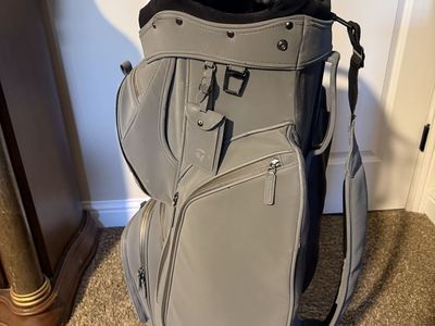 TaylorMade Signature Golf Cart Bag - Grey, Excellent Quality, Multiple Pockets