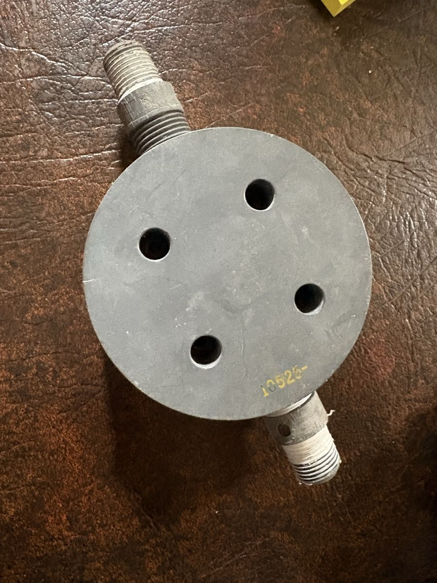 Main image 3