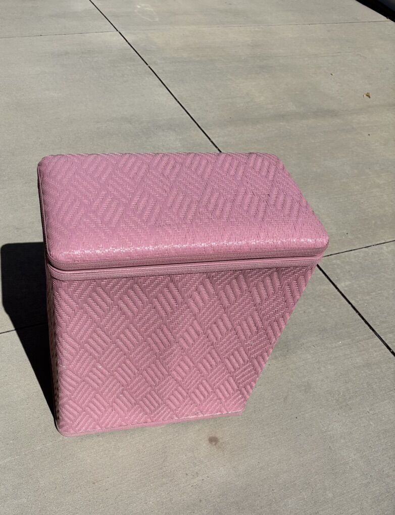 Vintage Retro Pink Laundry Hamper REDUCED