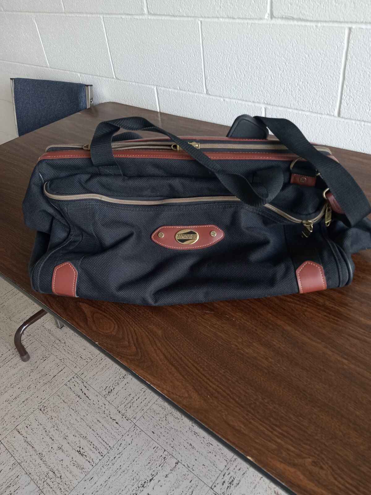 Premium American Tourister Bag