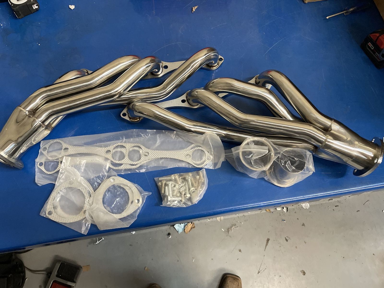 Polished Stainless SBC Shorty Headers w/ Hardware & Gaskets