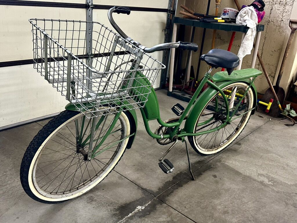Vintage Hiawatha Womens Bicycle