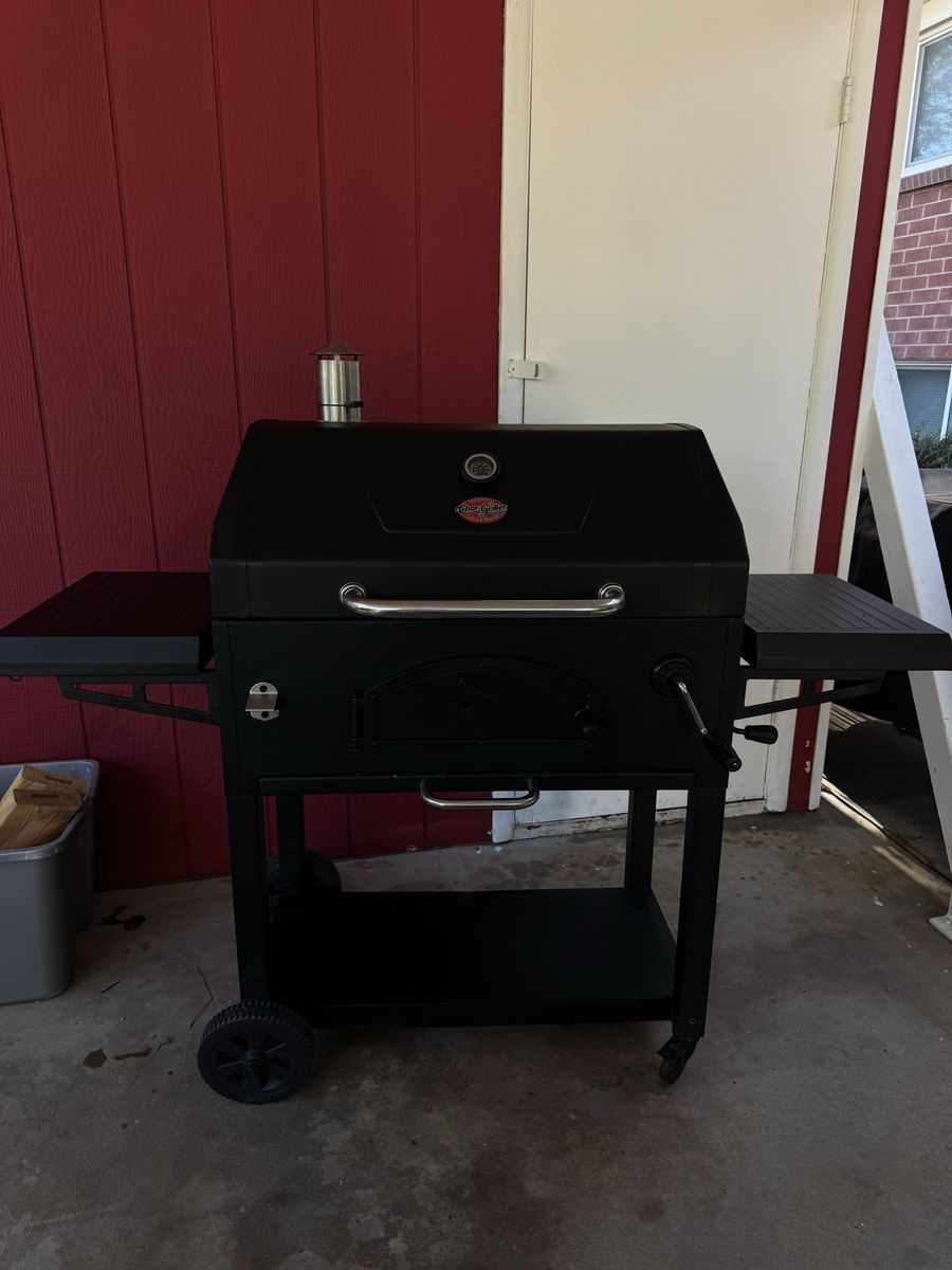 Char-griller Charcoal grill