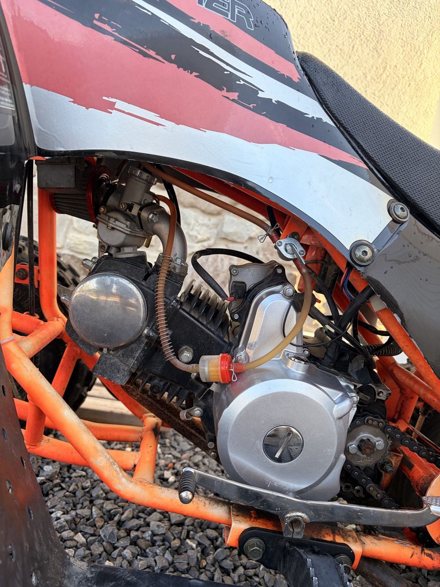 Main image 3