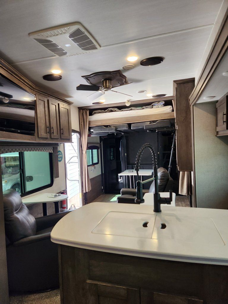 2021 forest River shock wave 34ft toy hauler.