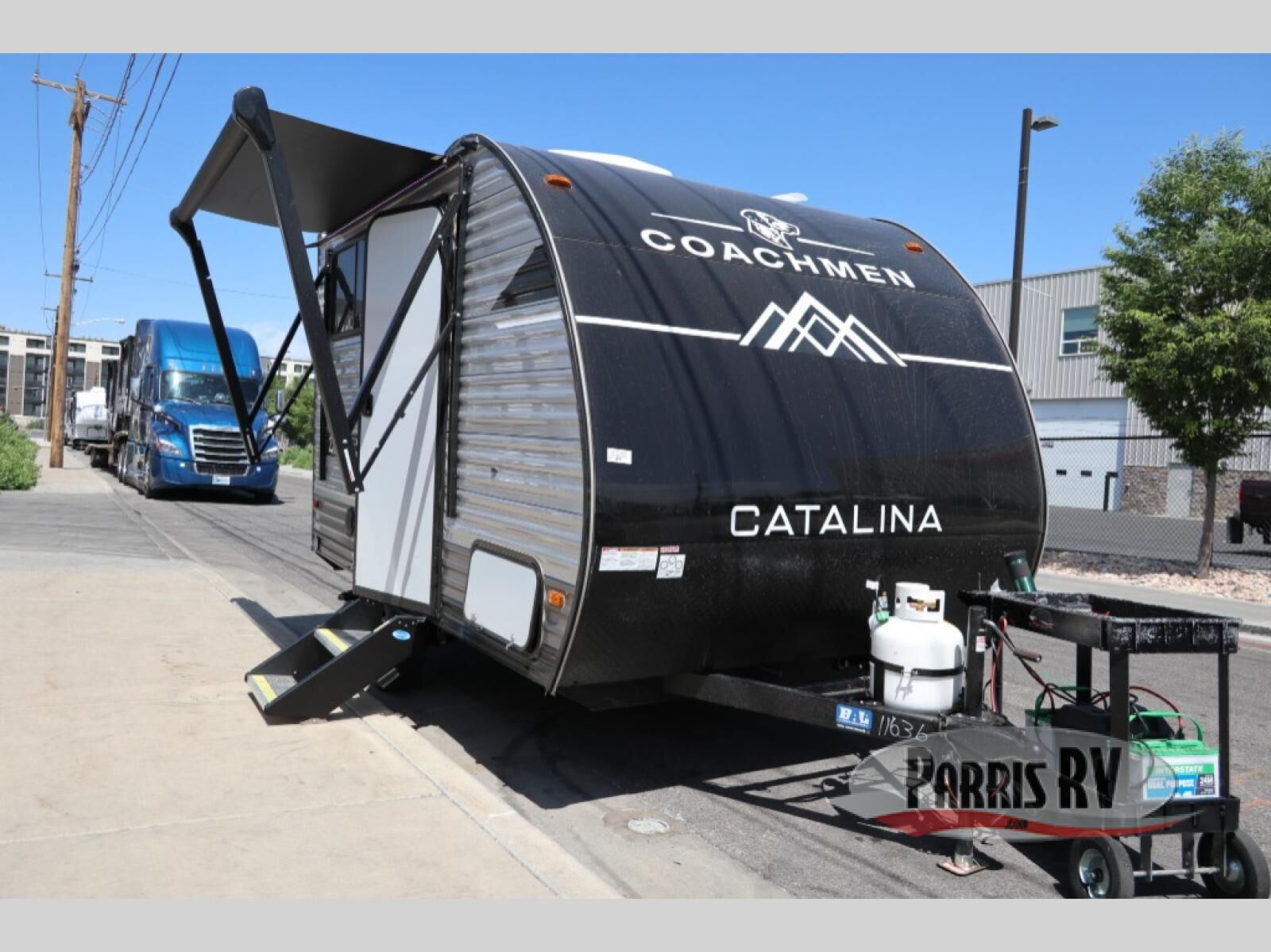 New 2025 Coachmen RV Catalina Summit Series 7 134BHX