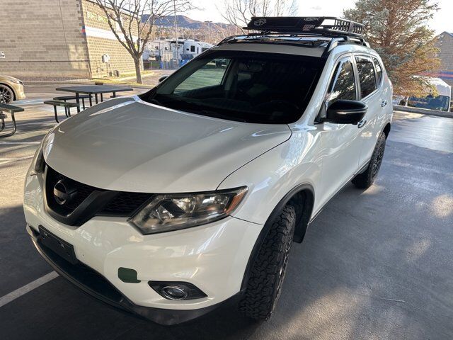 2015 NISSAN ROGUE SV