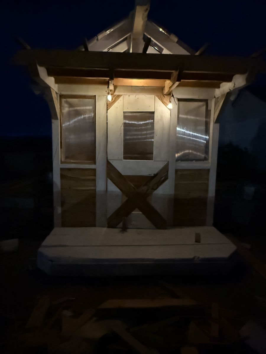 Main image 5