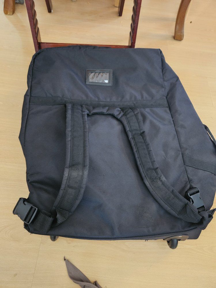 Main image 4