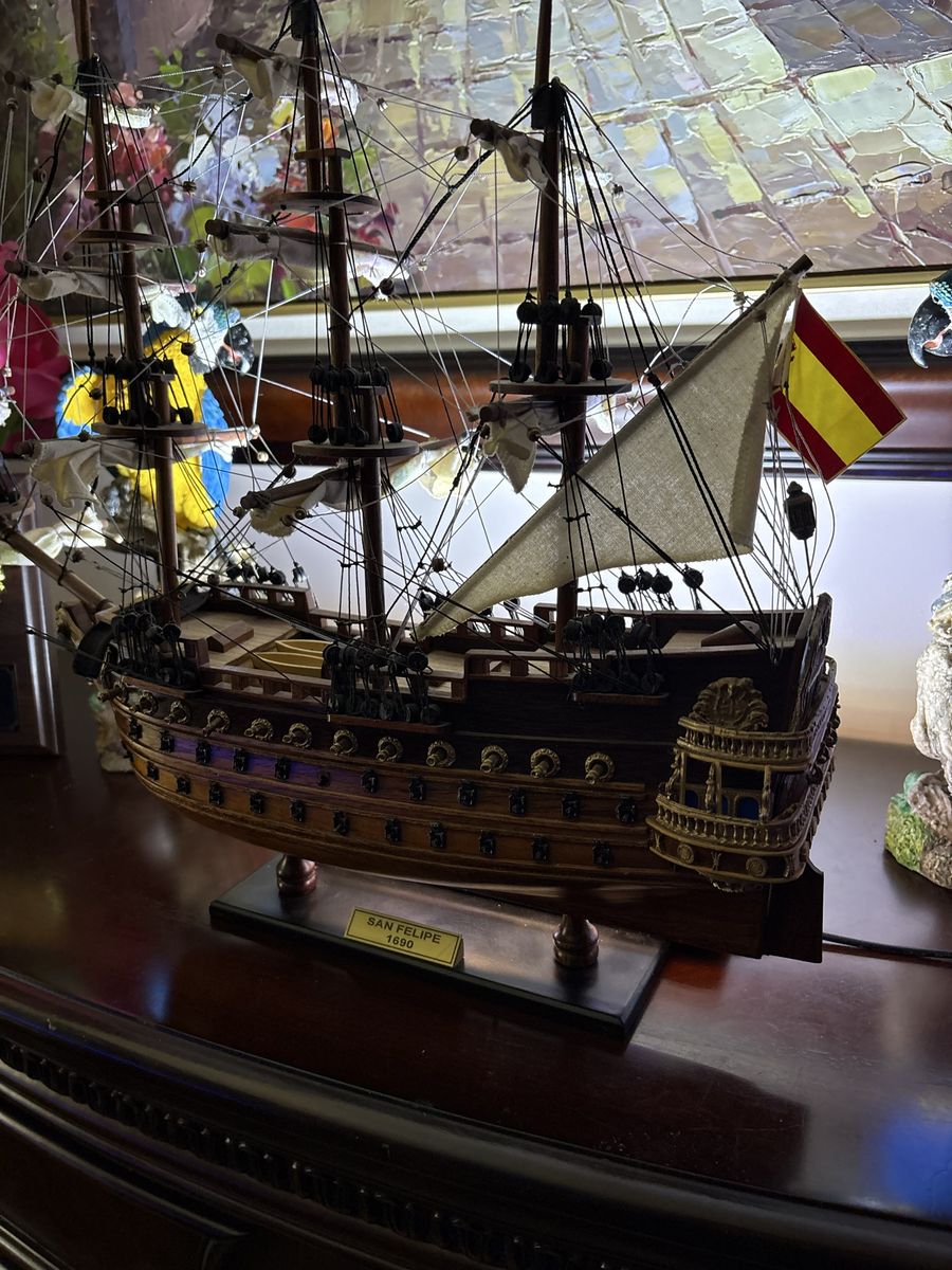San Felipe 1690 Wooden Model Ship Tall Ship Replica Decor