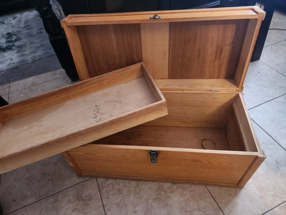 Main image 3